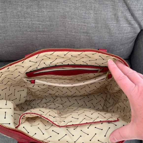 Beautiful brick red bag. - Picture 3 of 15